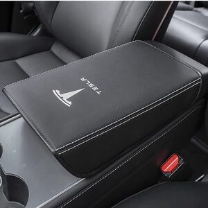 Tesla Black Center Console Cover